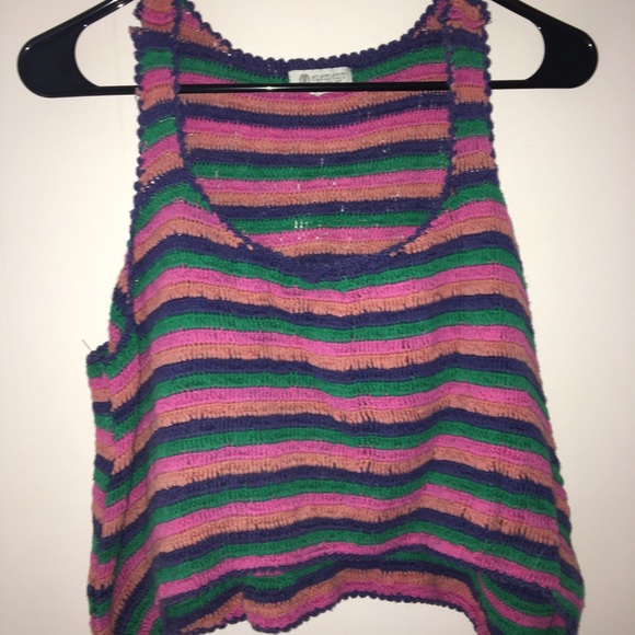 Element Crop Top - Picture 2 of 5